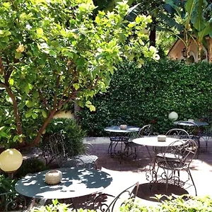 Hotel Select Garden ***